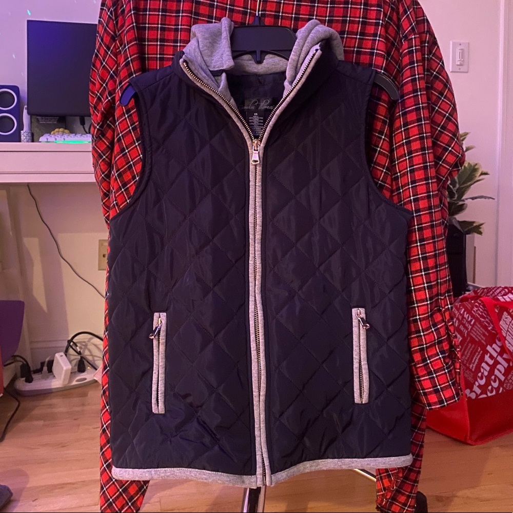 BRANDON THOMAS | Hooded Vest